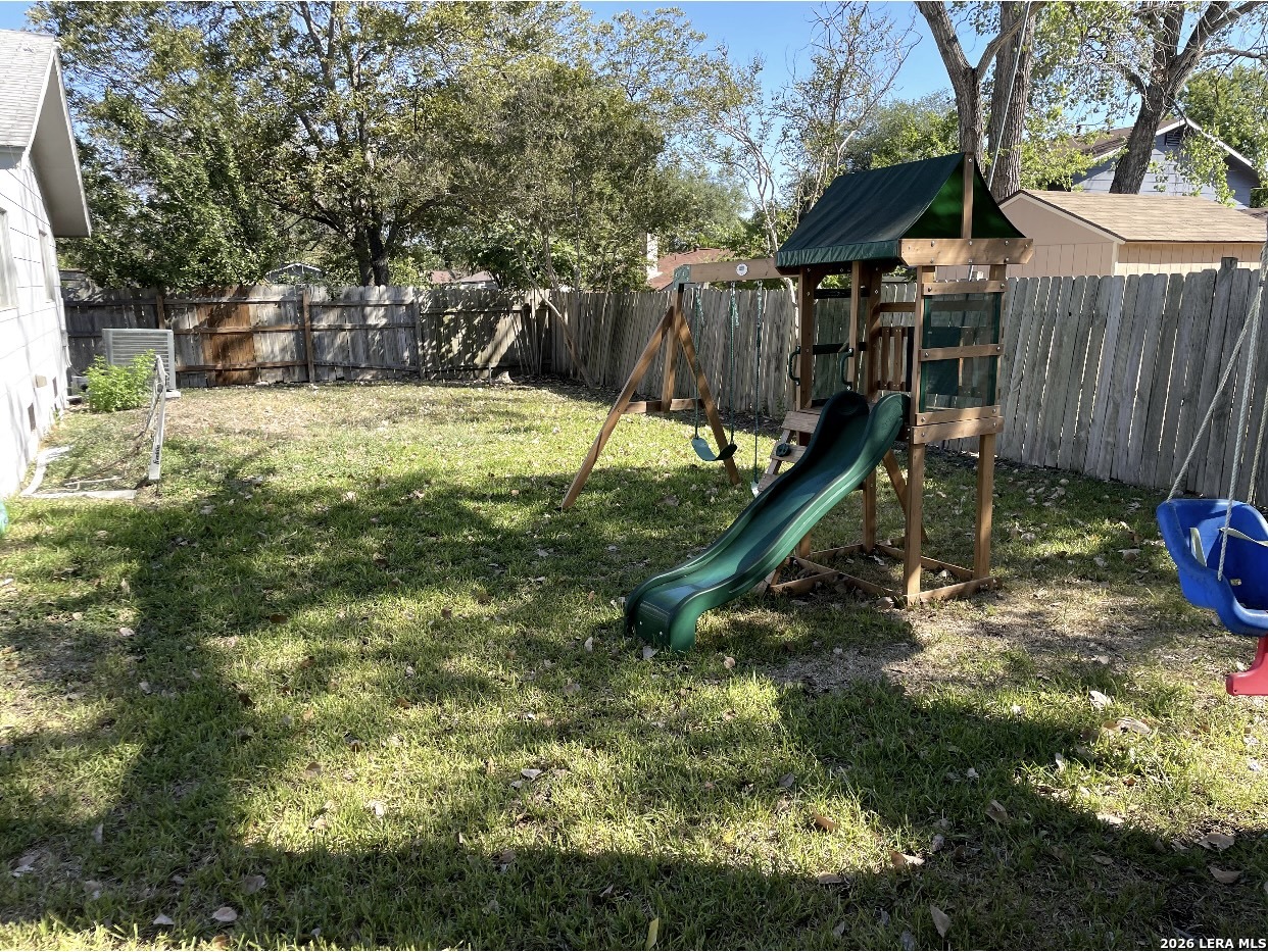 6826 Burnley San Antonio TX 78239
