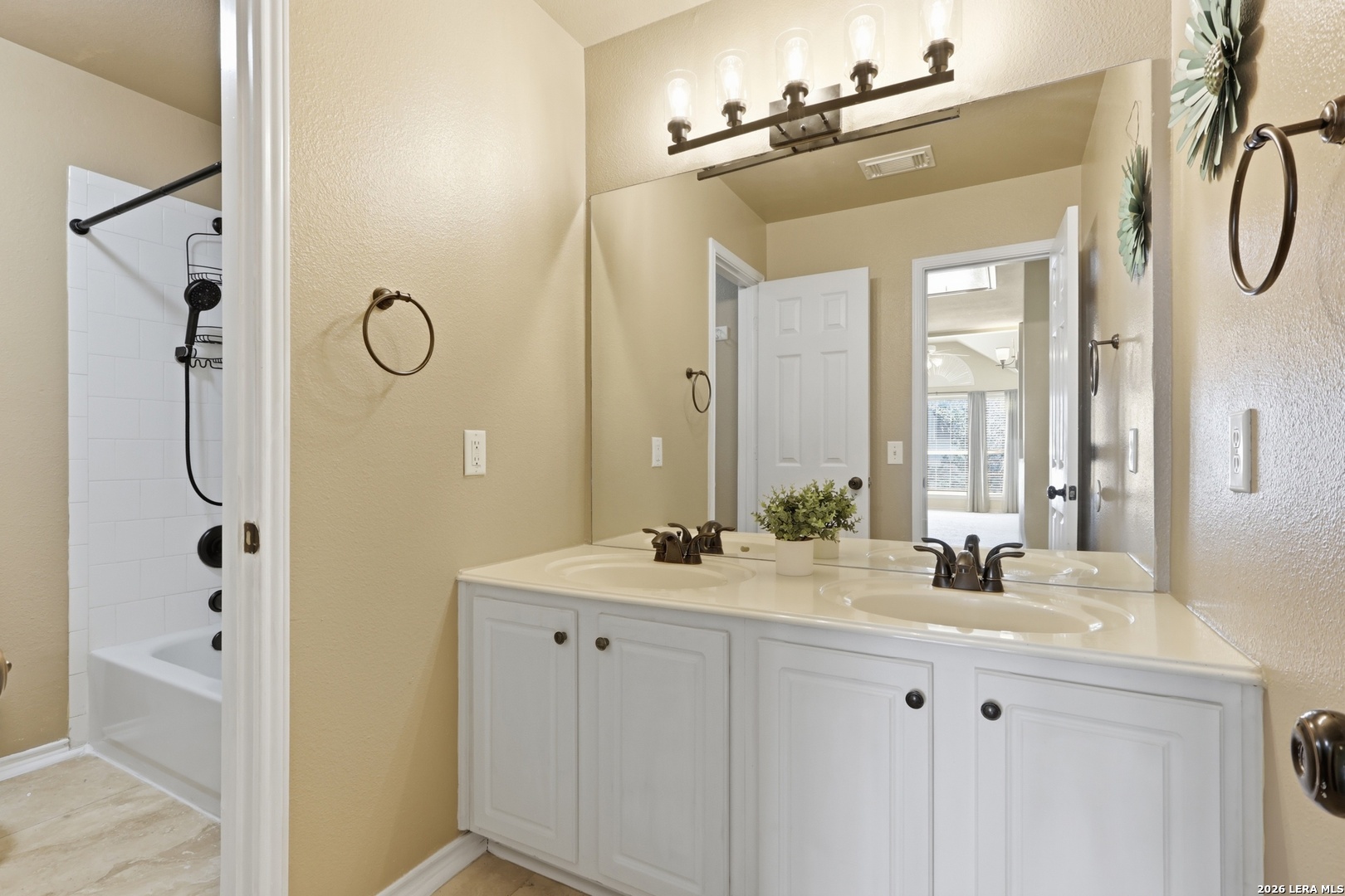 2606 Rio Guadalupe San Antonio TX 78259