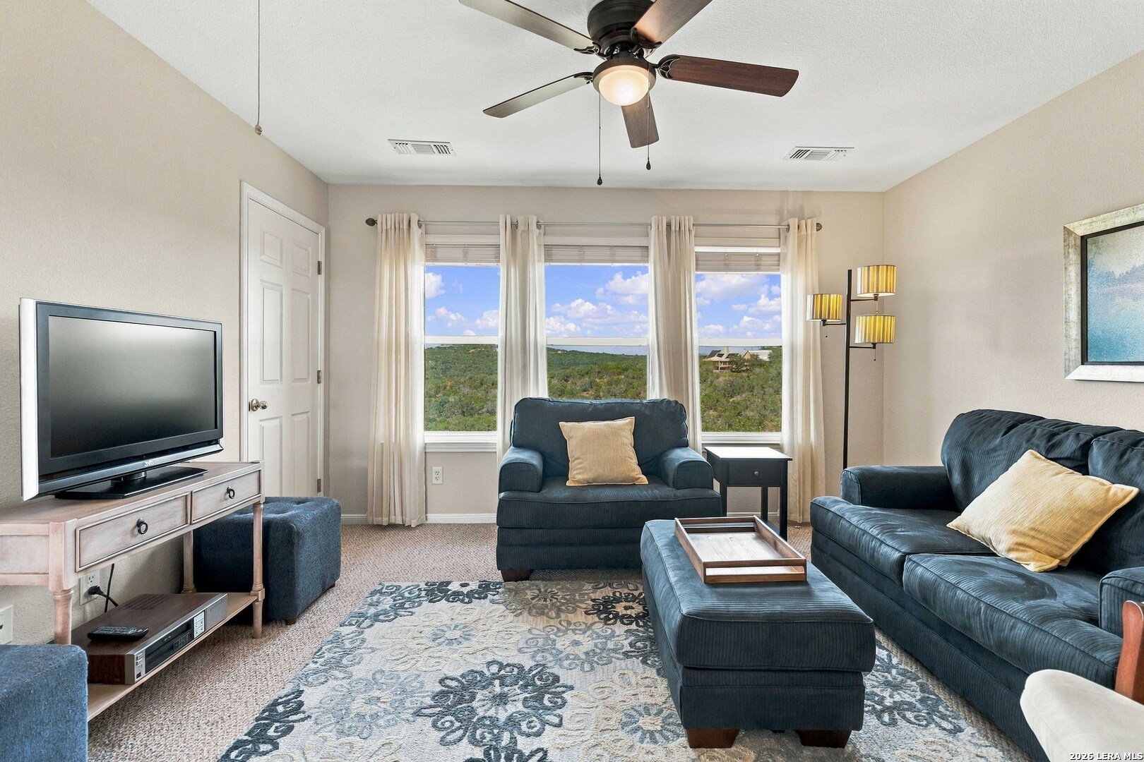 410 County Road 2748 Mico TX 78056
