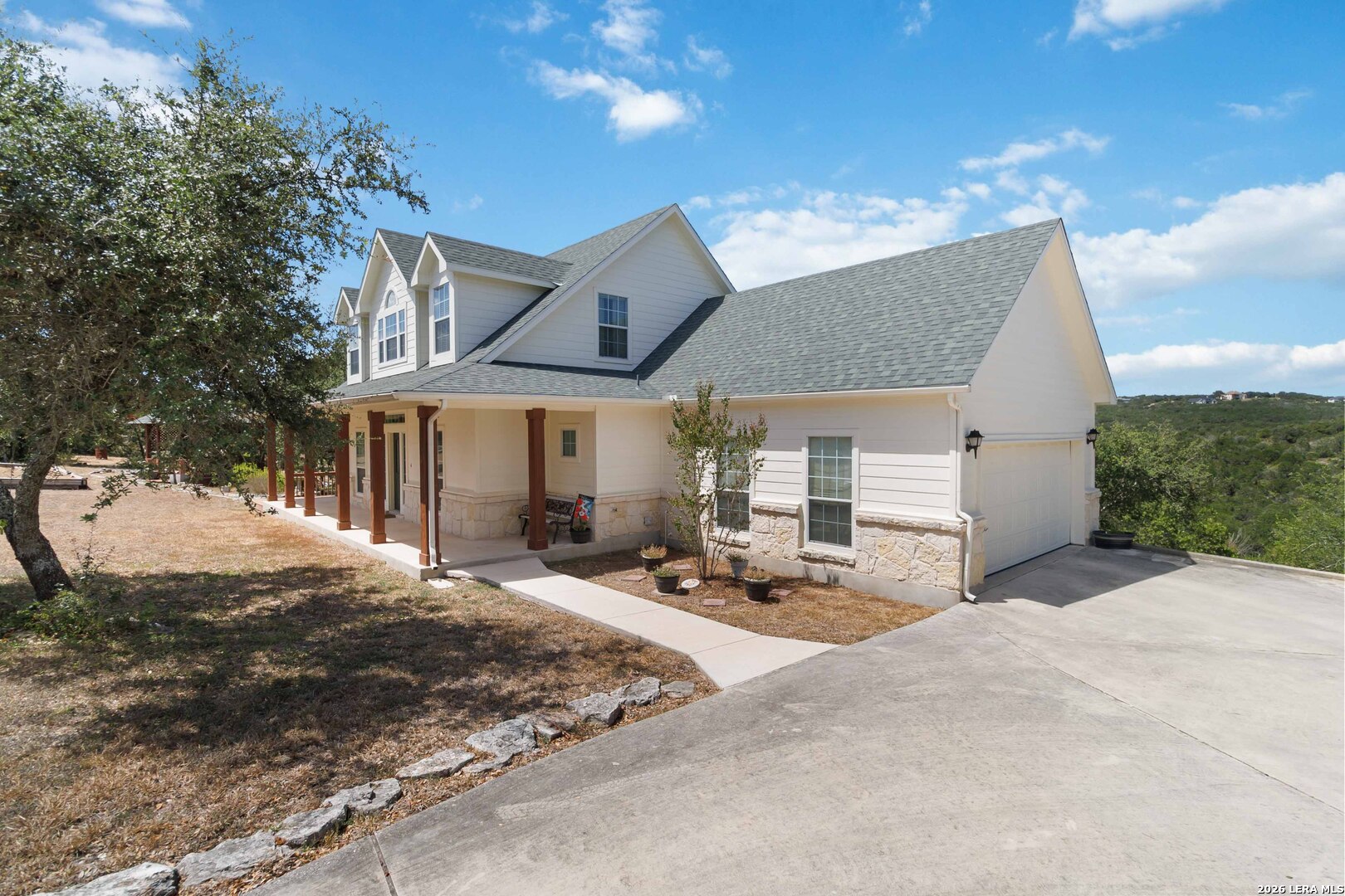 410 County Road 2748 Mico TX 78056