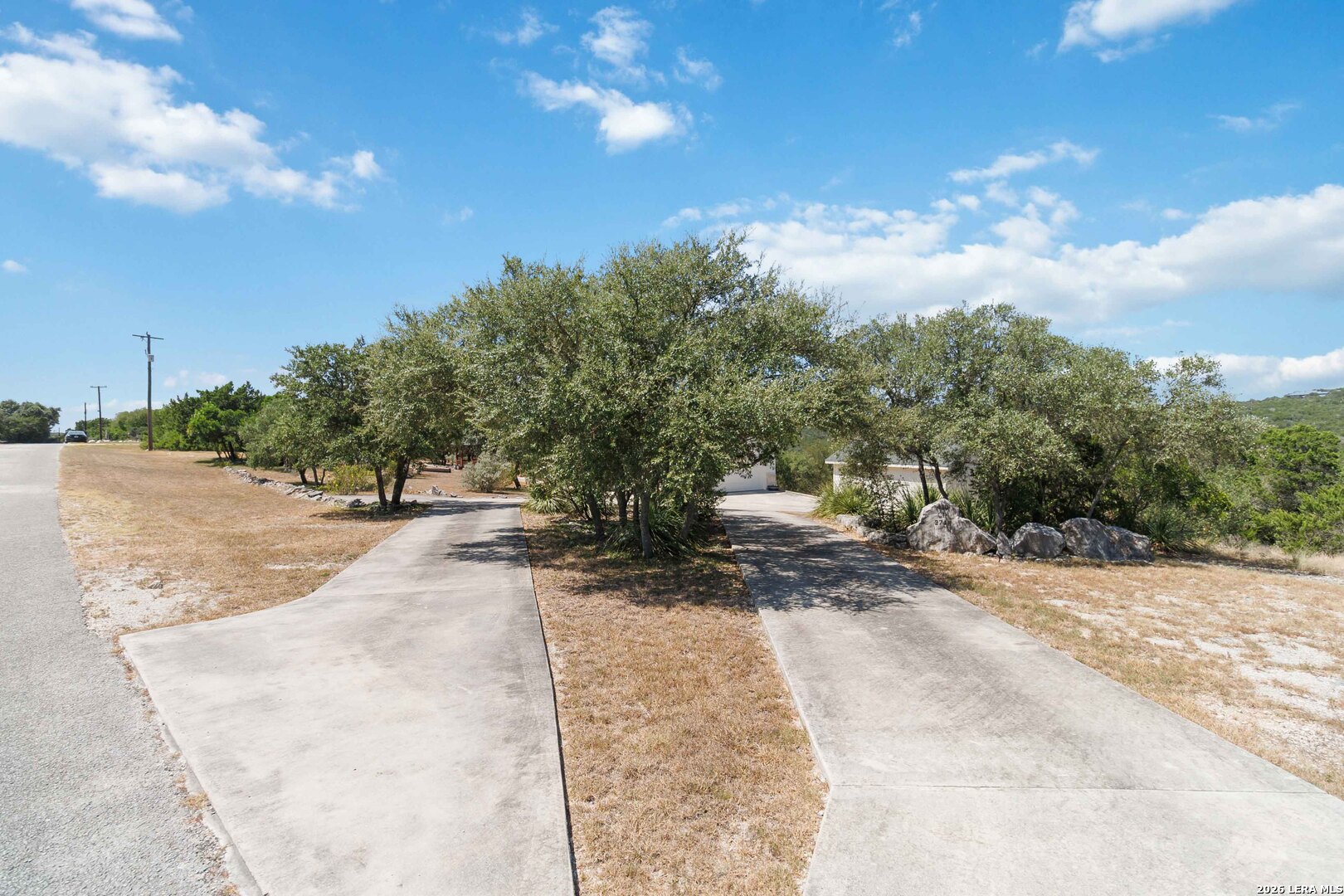 410 County Road 2748 Mico TX 78056