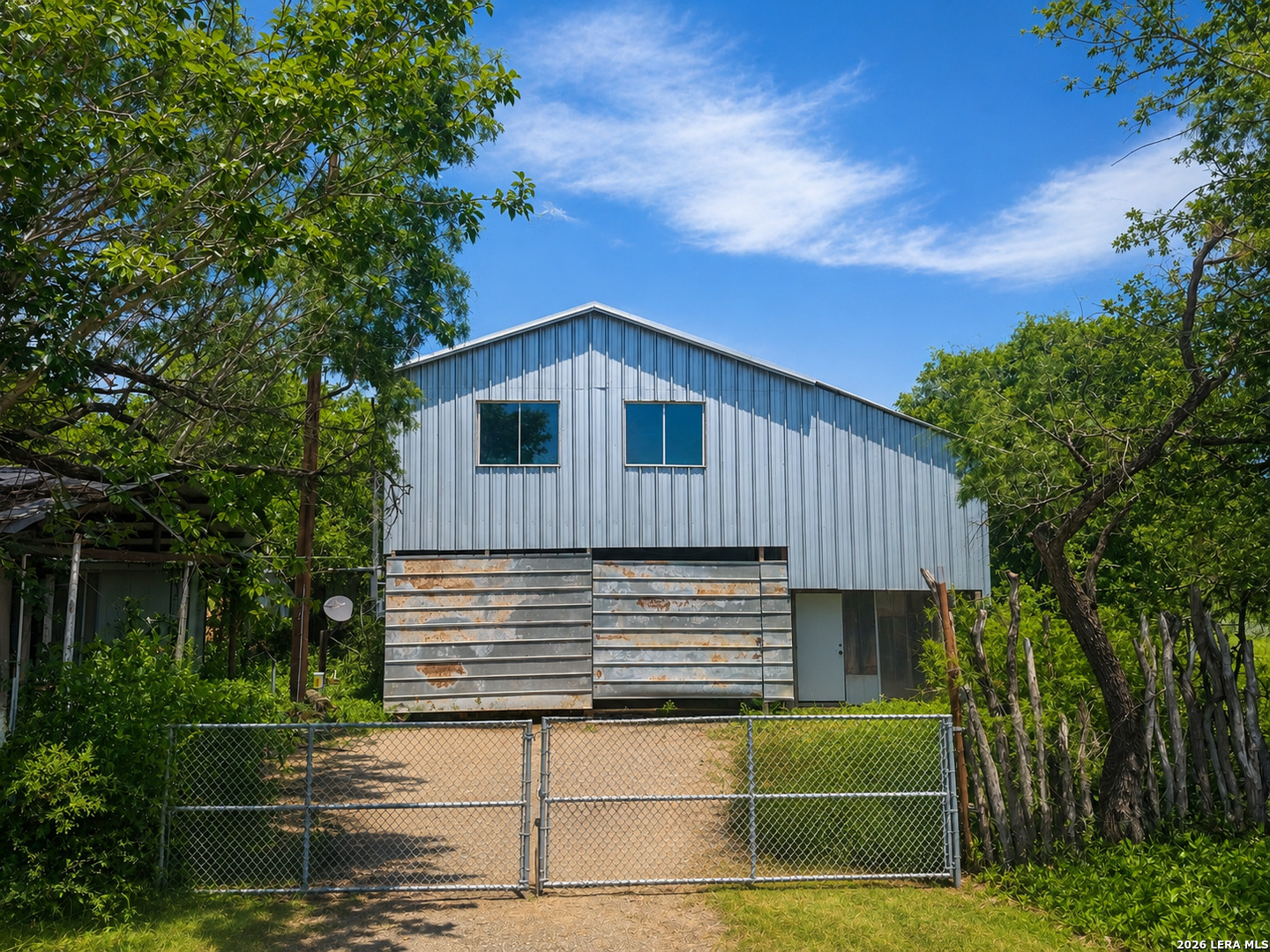33 Jason Avenue Knippa TX 78870