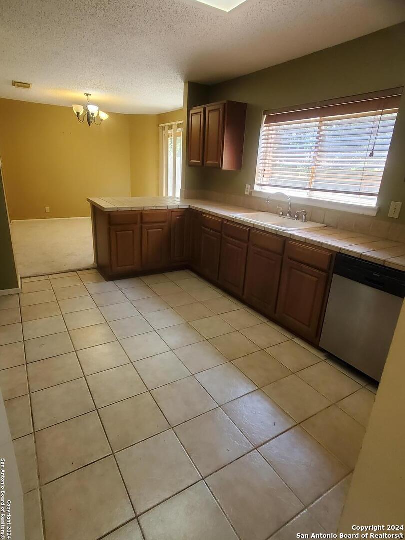 9615 Addersly Drive San Antonio TX 78254