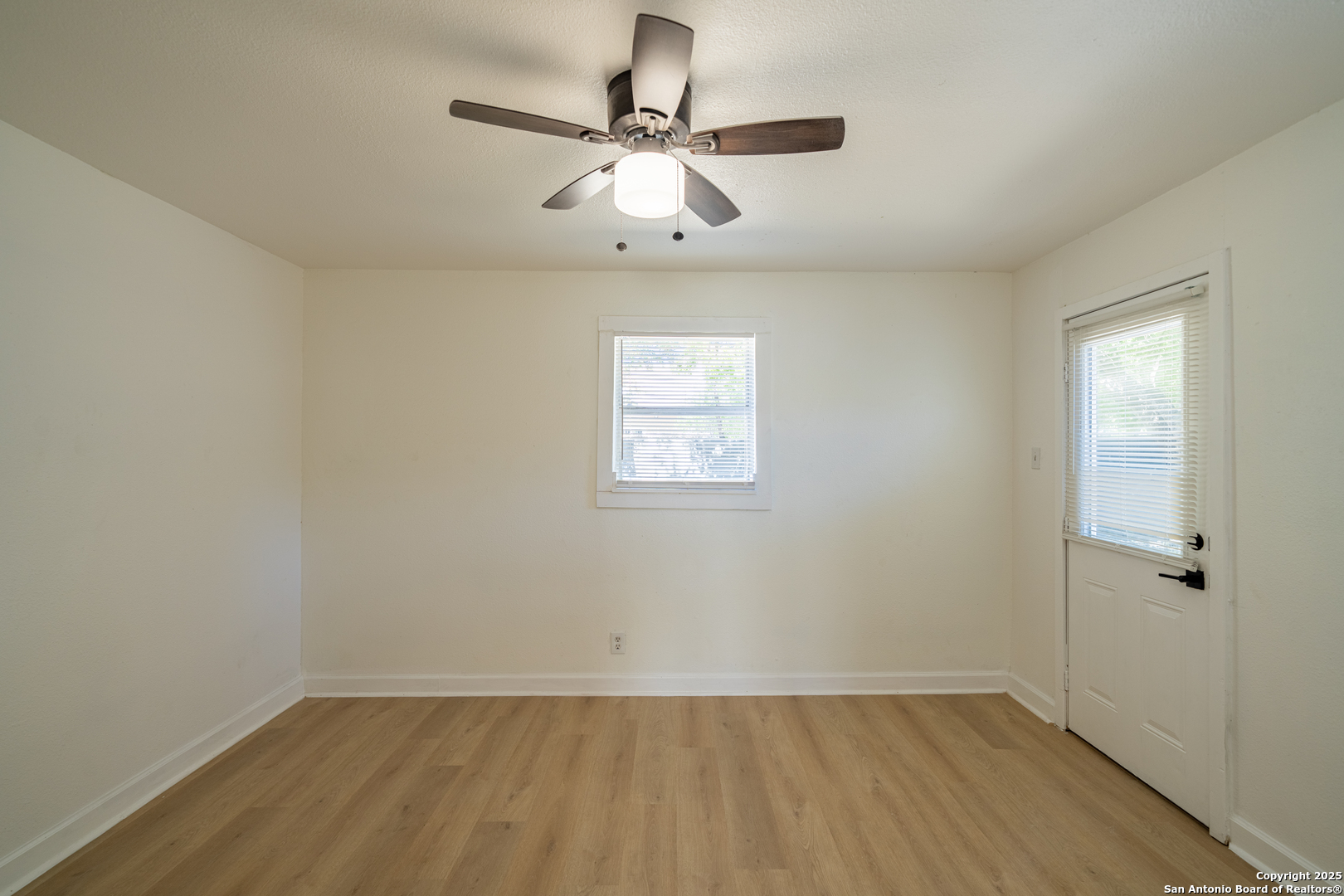 1207 W Gerald A San Antonio TX 78211