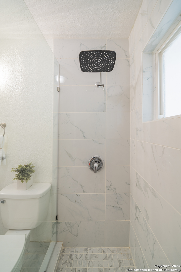 1207 W Gerald A San Antonio TX 78211