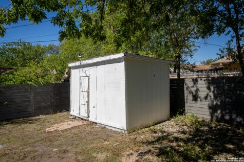 1207 W Gerald A San Antonio TX 78211