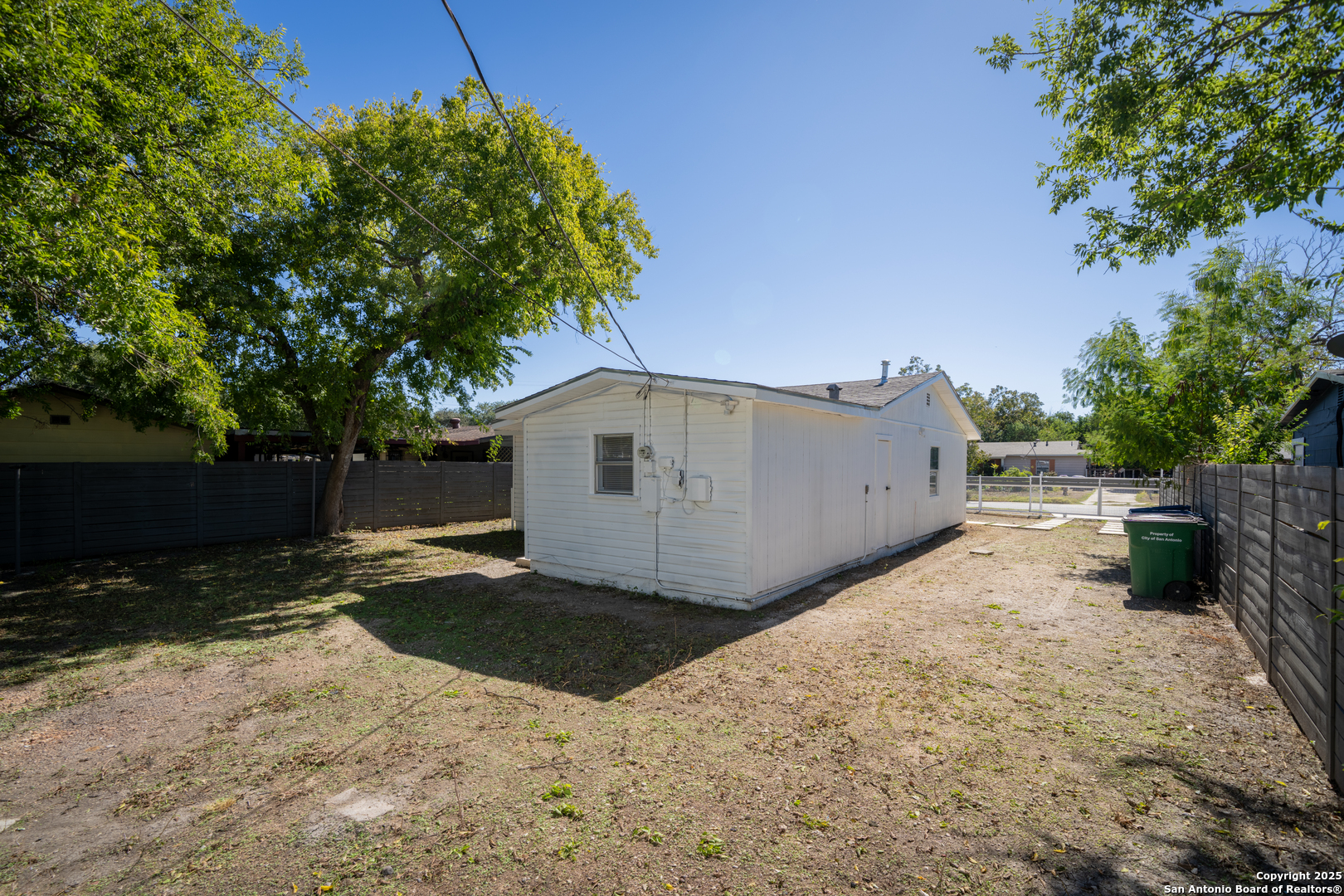 1207 W Gerald A San Antonio TX 78211