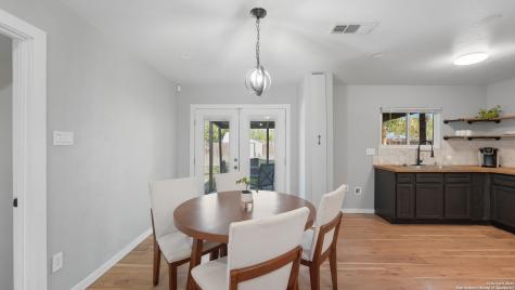 8715 Cape Valley San Antonio TX 78227