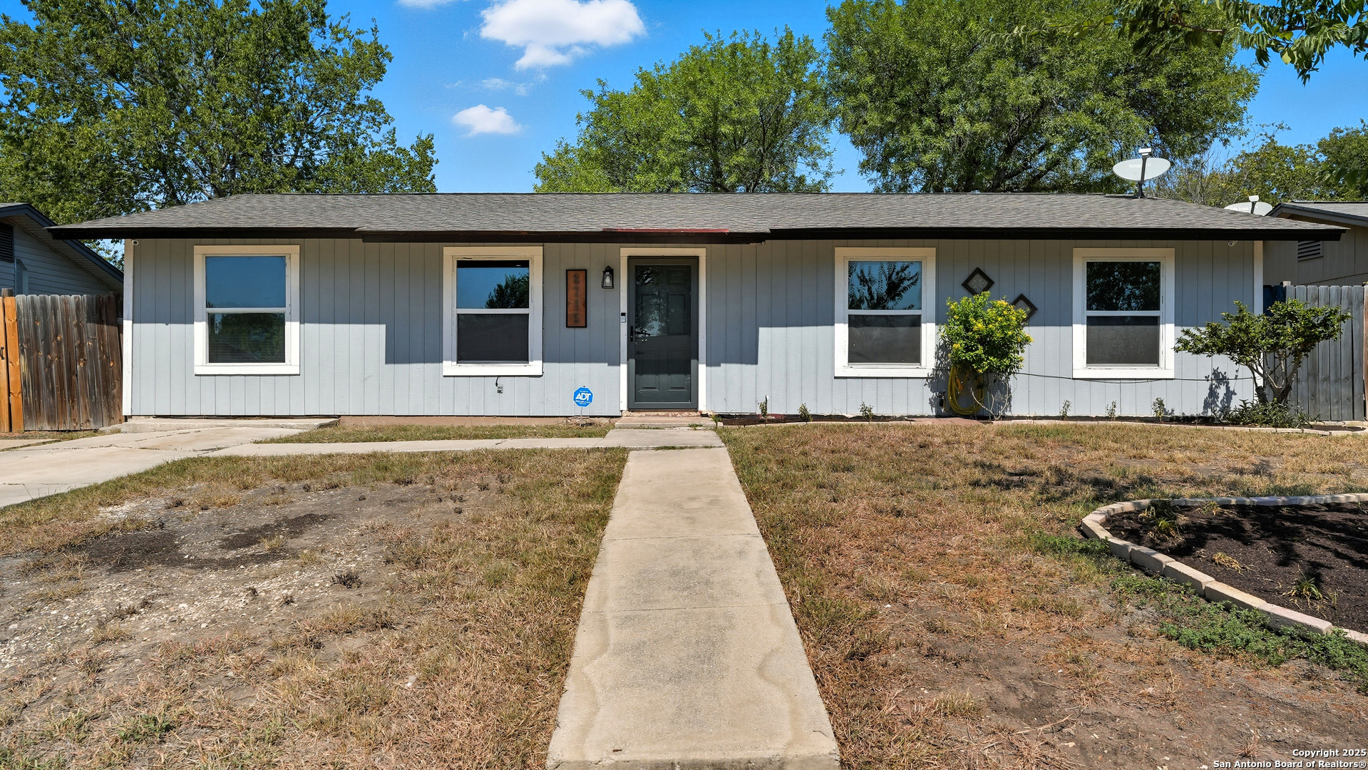 8715 Cape Valley San Antonio TX 78227