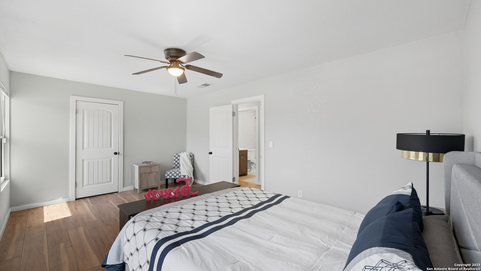 8715 Cape Valley San Antonio TX 78227
