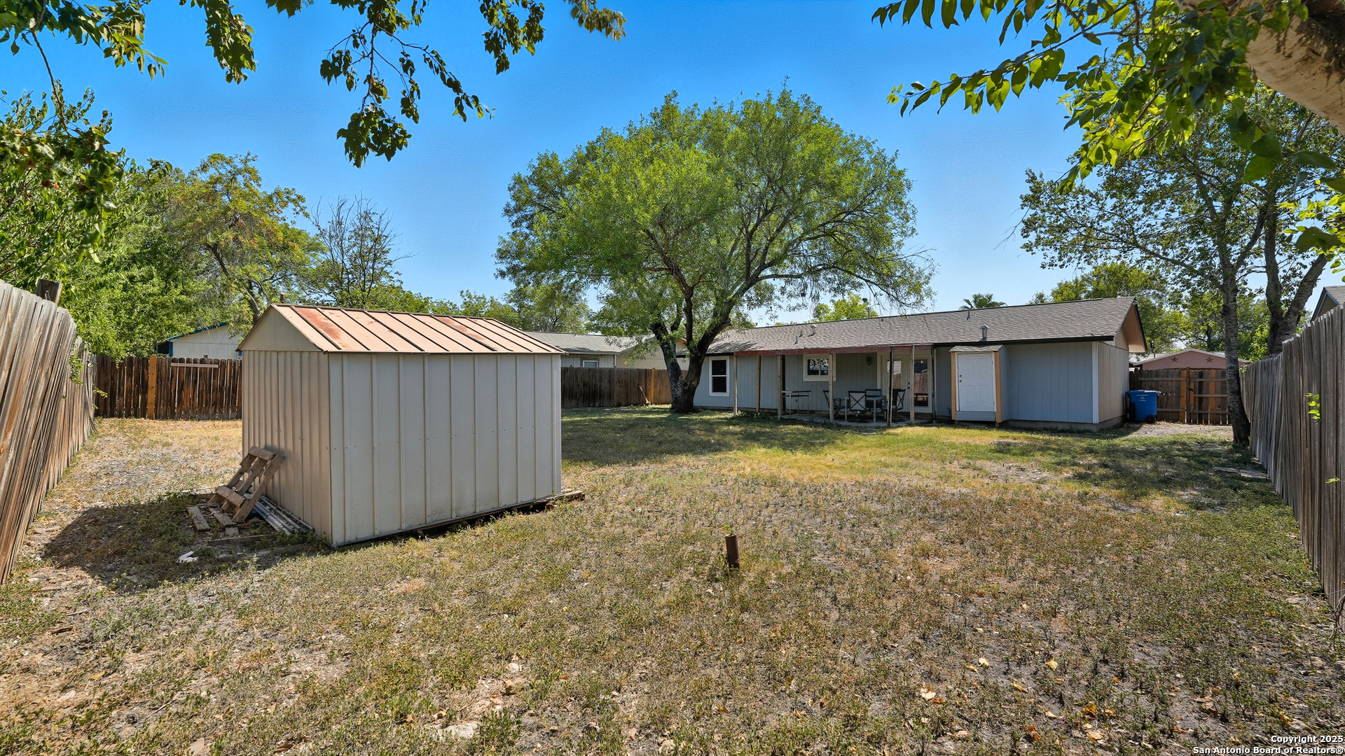 8715 Cape Valley San Antonio TX 78227