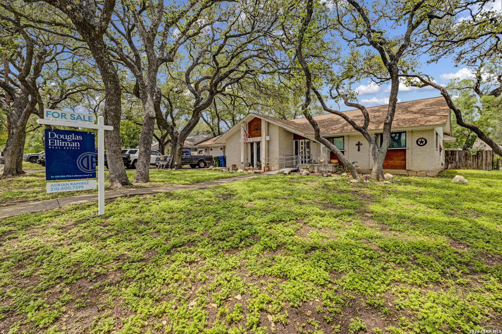 915 Mount Perkins San Antonio TX 78213