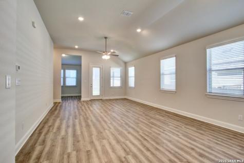 11126 Sunbird Avenue San Antonio TX 78253