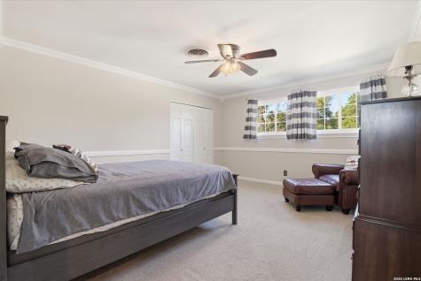 301 Squires Row Castle Hills TX 78213