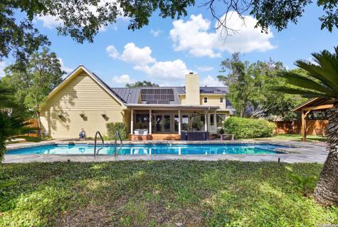 301 Squires Row Castle Hills TX 78213