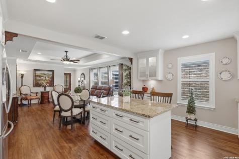 12915 Sand Holly San Antonio TX 78253