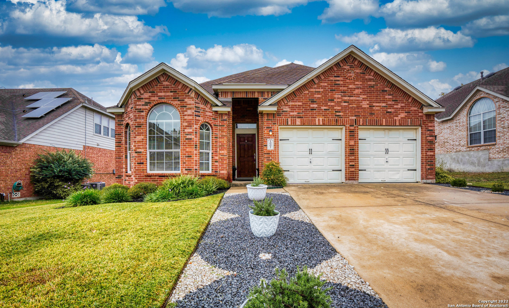 1007 Tumbling Oaks San Antonio TX 78260