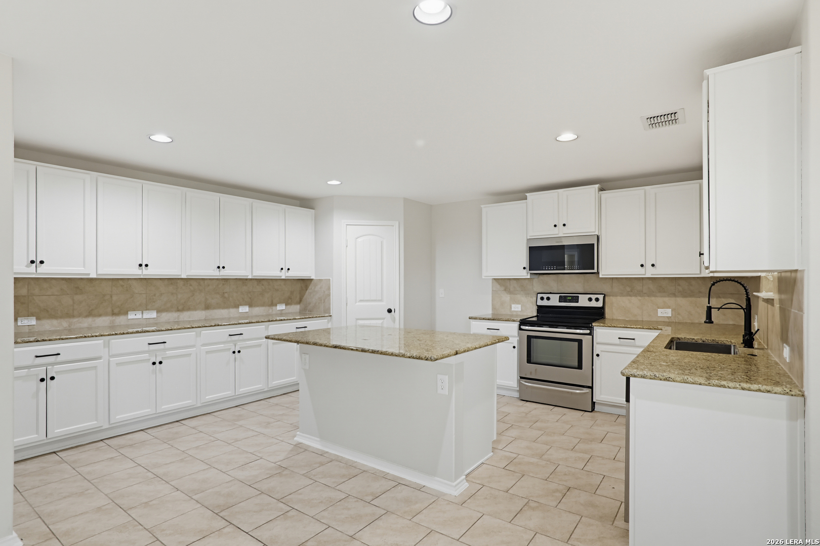 11127 Creek Eagle San Antonio TX 78245