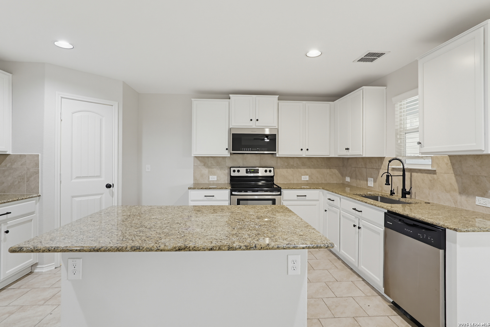 11127 Creek Eagle San Antonio TX 78245
