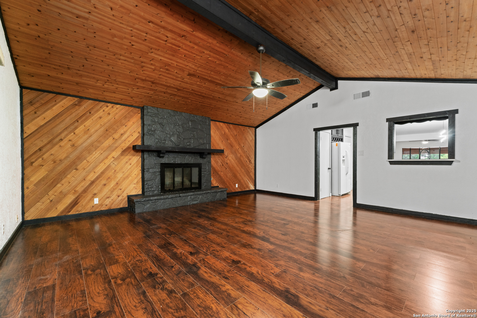 1638 W Ashby Place San Antonio TX 78201