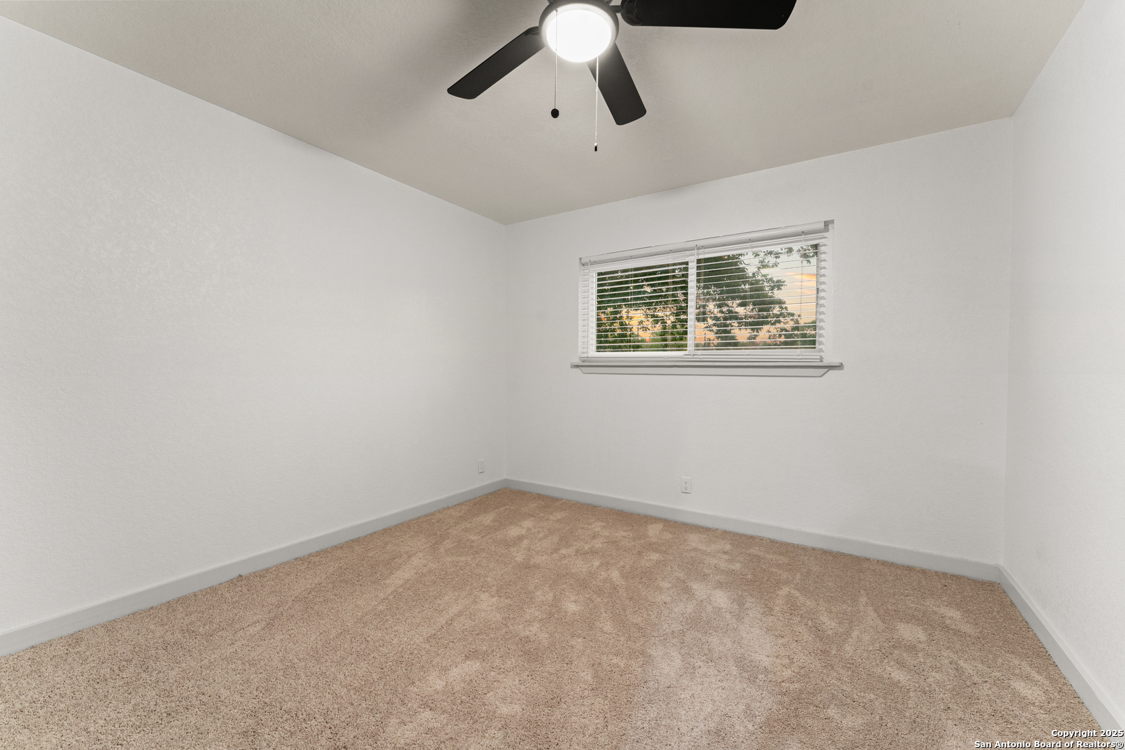 1638 W Ashby Place San Antonio TX 78201