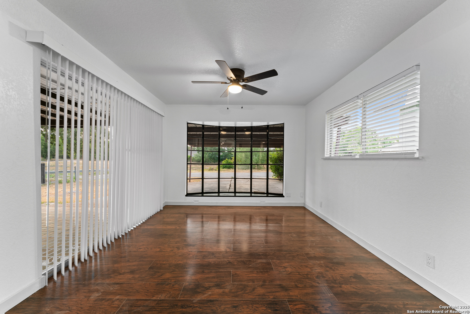 1638 W Ashby Place San Antonio TX 78201