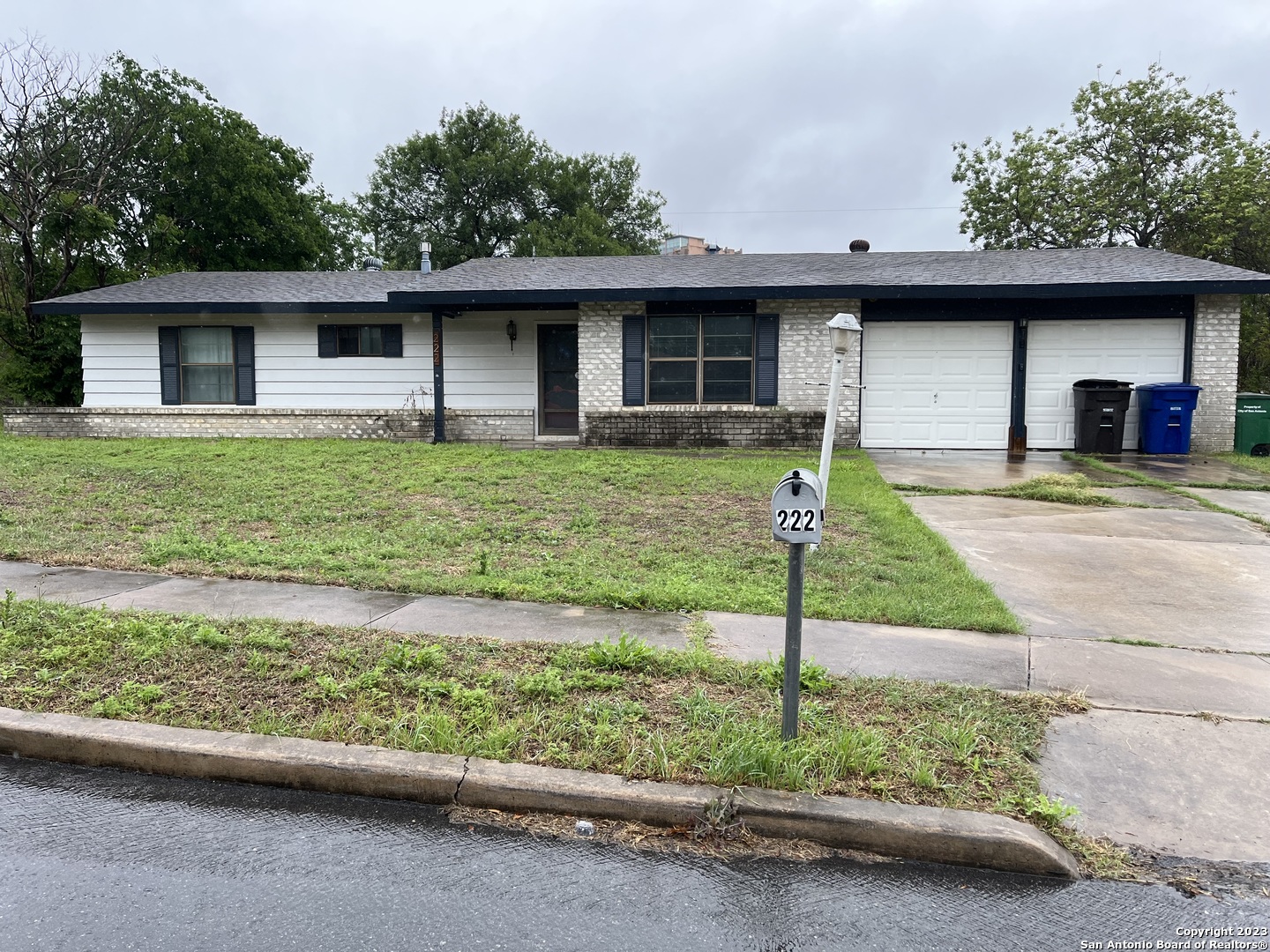 222 Whitecliff Drive San Antonio TX 78227