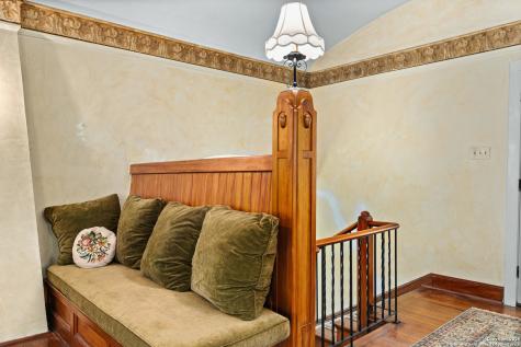 5351 Fredericksburg San Antonio TX 78229