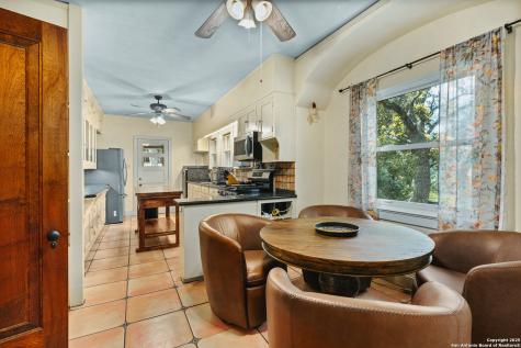 5351 Fredericksburg San Antonio TX 78229
