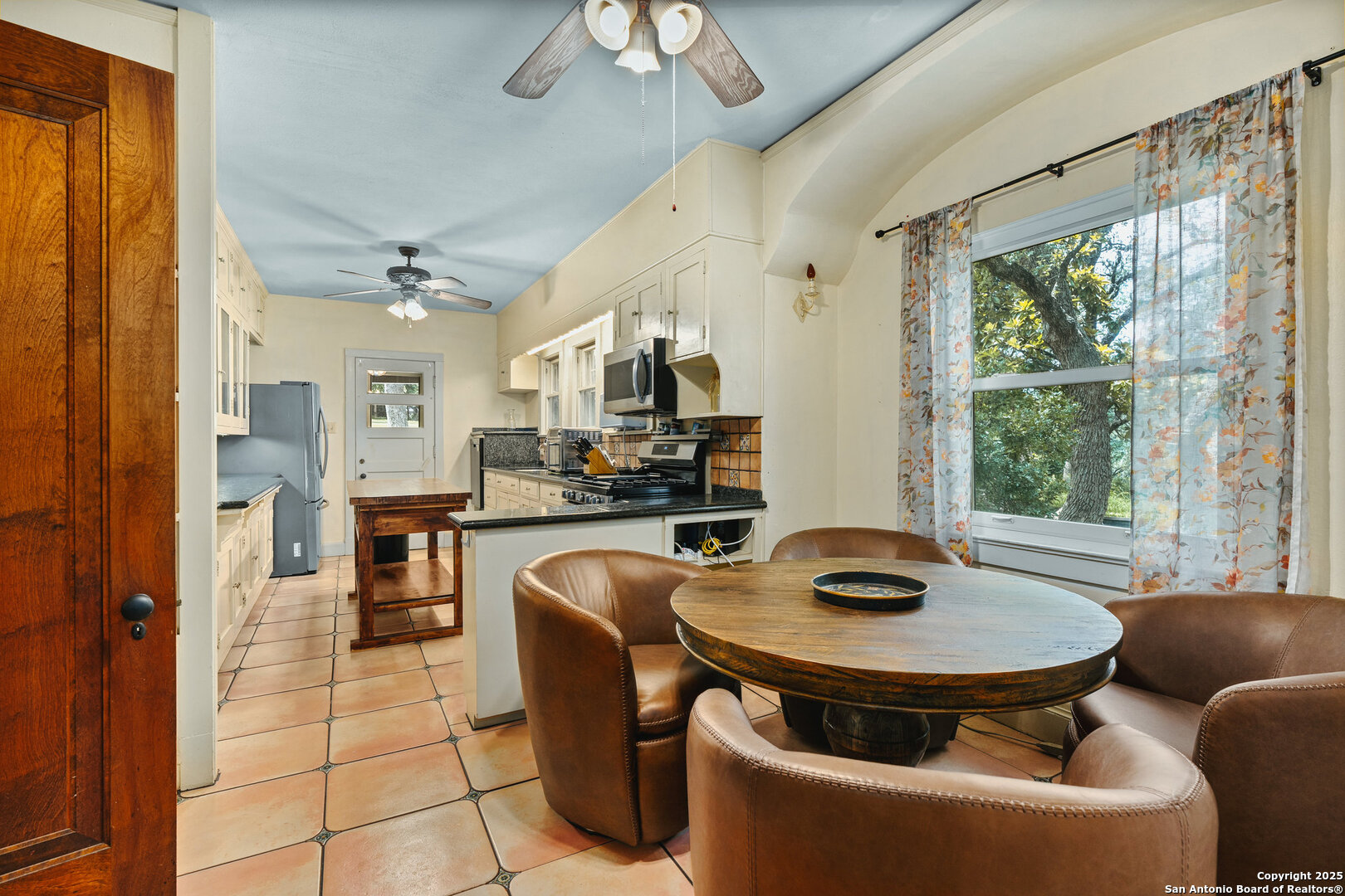 5351 Fredericksburg San Antonio TX 78229