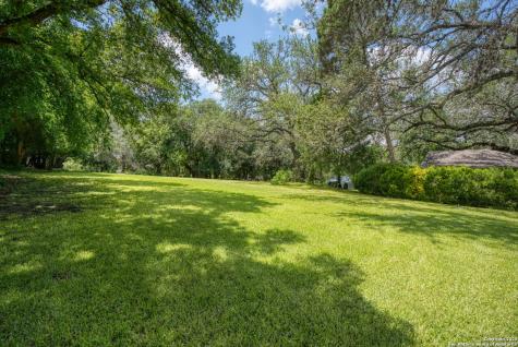 5351 Fredericksburg San Antonio TX 78229