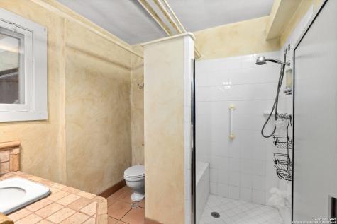 5351 Fredericksburg San Antonio TX 78229
