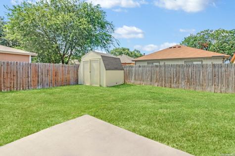6850 Cape Meadow Drive Converse TX 78109