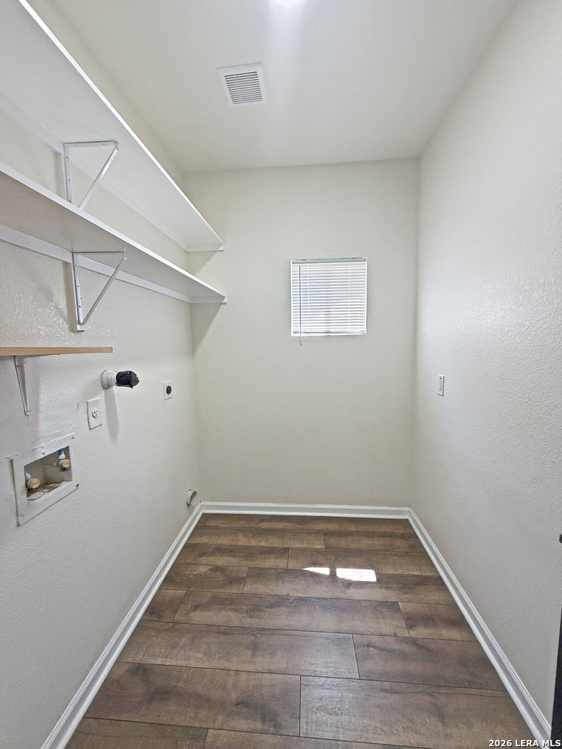 338 SW 42nd Street San Antonio TX 78237
