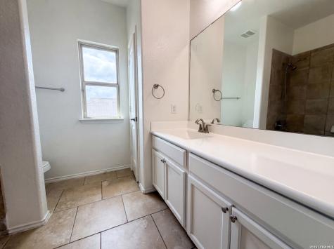 5815 Akin Elm San Antonio TX 78261