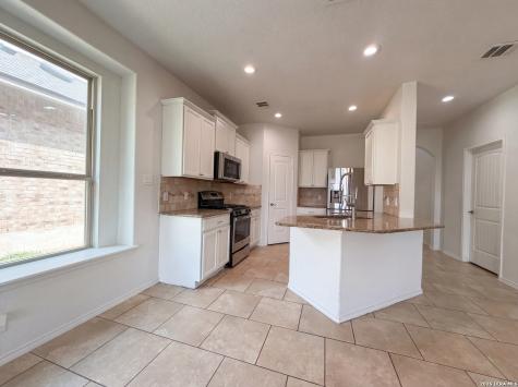 5815 Akin Elm San Antonio TX 78261