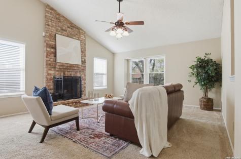 15626 Knollhollow San Antonio TX 78247