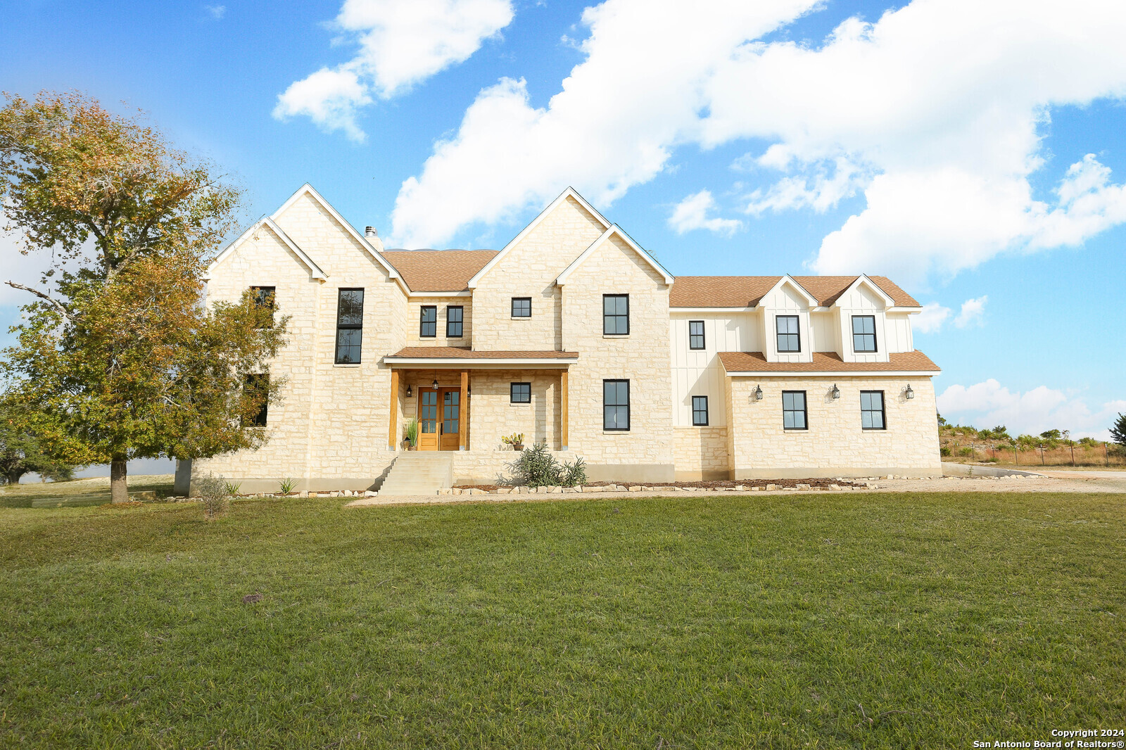 27 Joshua Creek Circle Comfort TX 78013