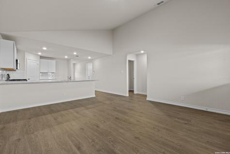 5625 Hartley Home San Antonio TX 78245