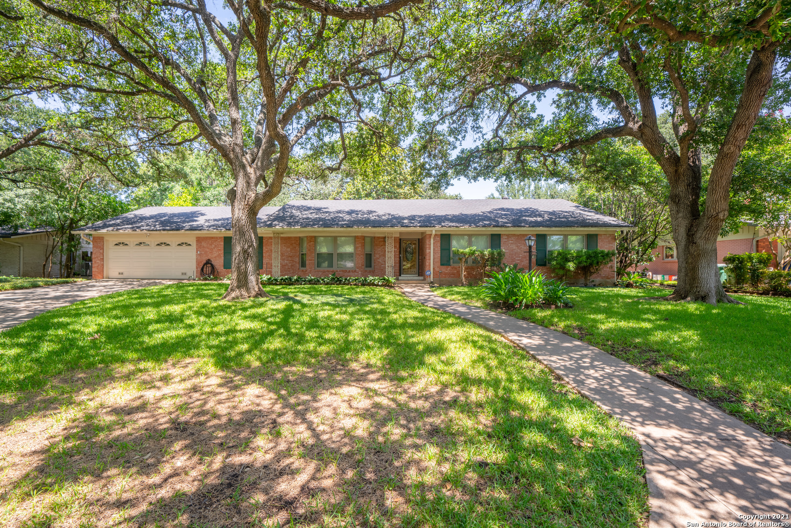 411 Country Lane San Antonio TX 78209