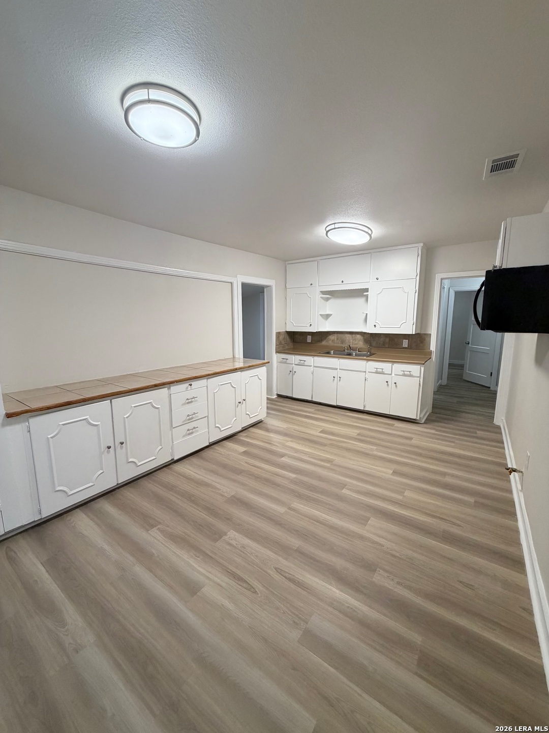 1439 Alhambra San Antonio TX 78201
