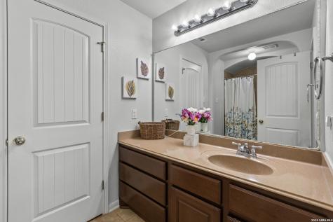 3635 Pinnacle San Antonio TX 78261