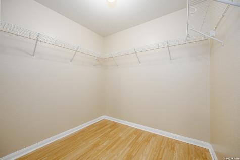 6030 Pleasant Lake San Antonio TX 78222
