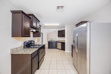 6030 Pleasant Lake San Antonio TX 78222