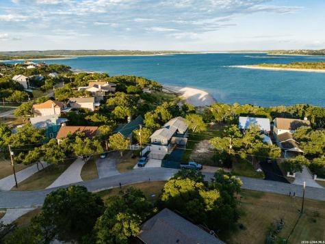874 Lakebreeze Drive Canyon Lake TX 78133