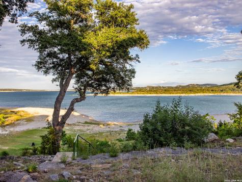 874 Lakebreeze Drive Canyon Lake TX 78133