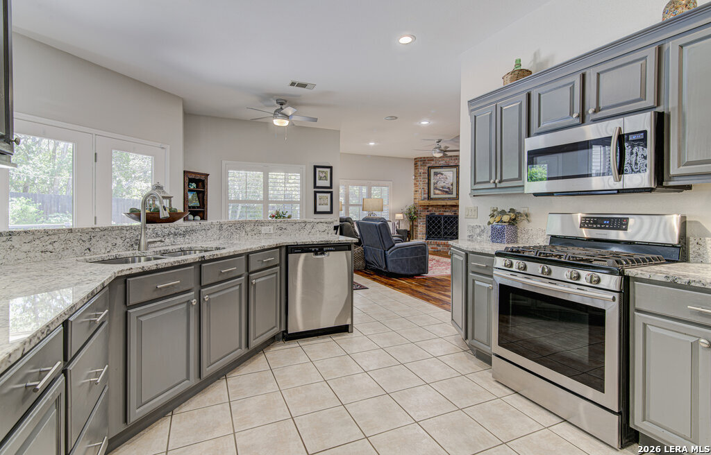 912 Mission Hills Drive New Braunfels TX 78130