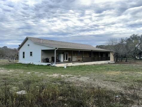 23185 Pleasanton San Antonio TX 78264