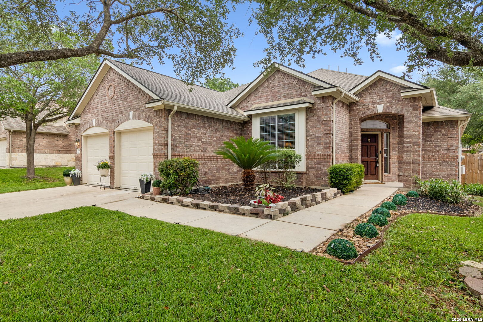 1008 Oak Ridge Schertz TX 78154