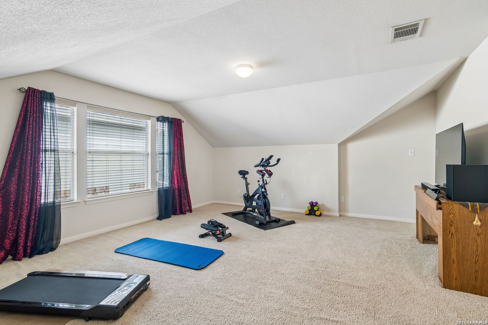1008 Oak Ridge Schertz TX 78154